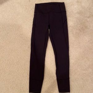 Lululemon in movement leggings